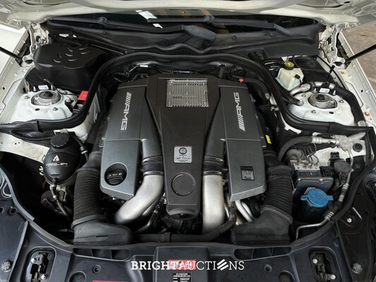 Mercedes-Benz CLS63 AMG 5.5 V8 525pk 2012 CLS-Klasse (53.000 KM)
