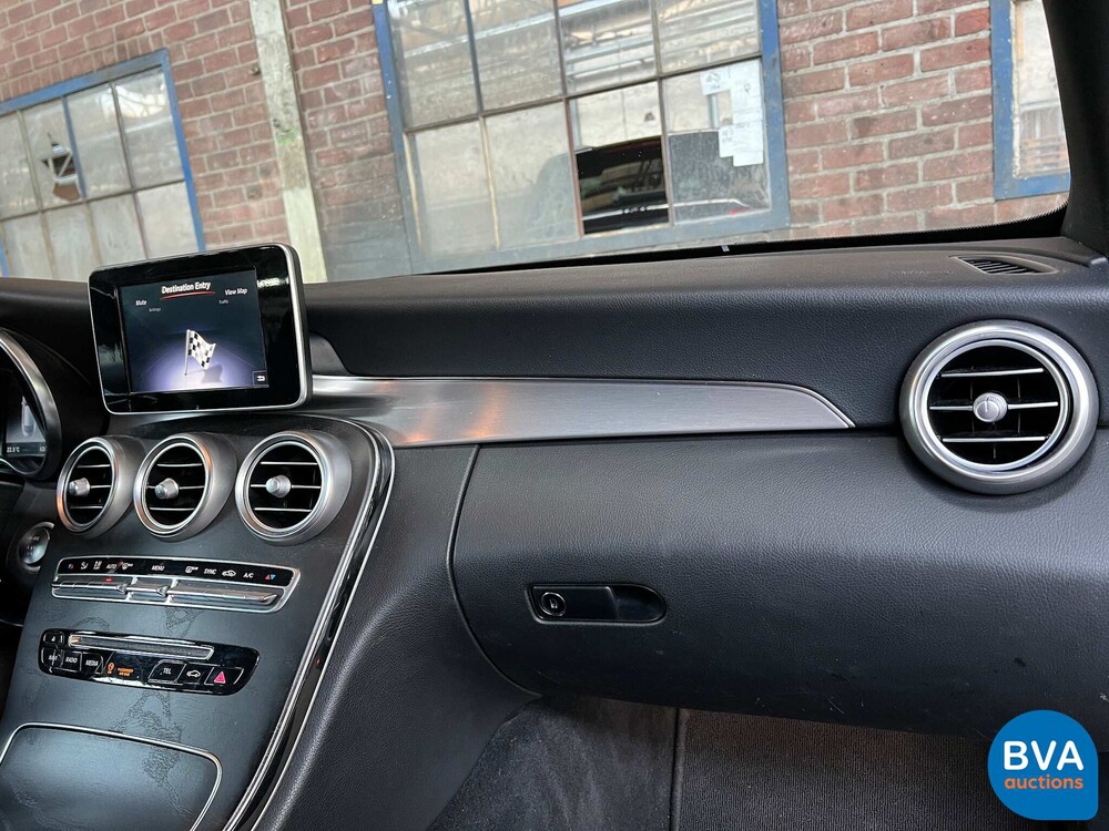 2017 Mercedes-Benz C180 Coupé AMG Premium Plus 156pk, G-955-VT.