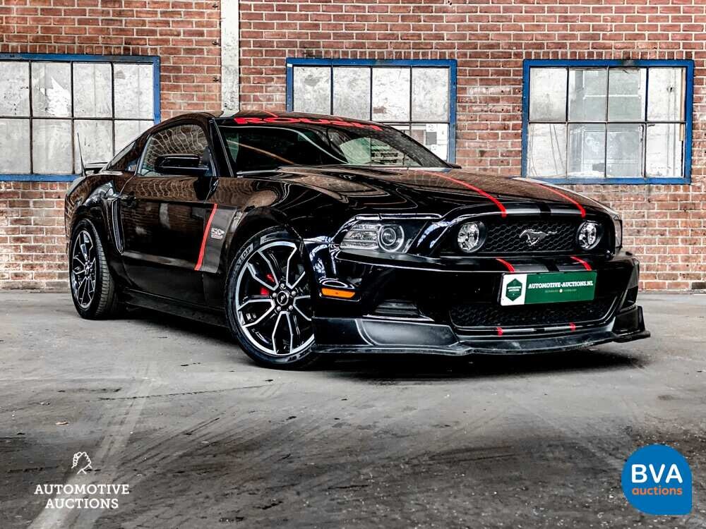 Ford Mustang GT 416 PS 2013.