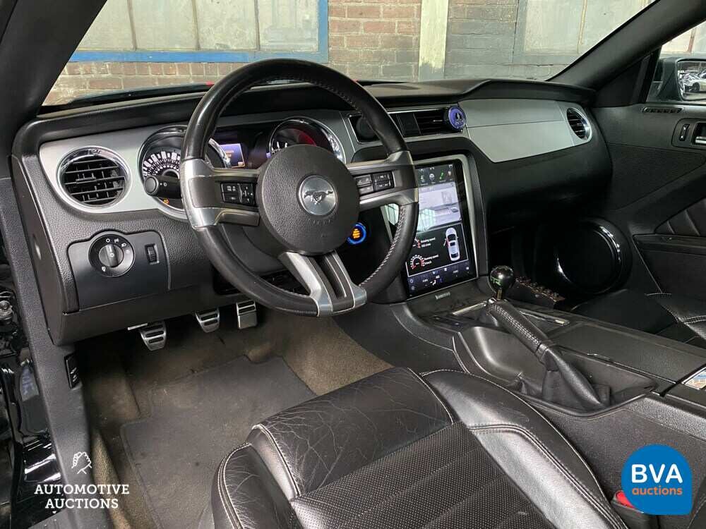 Ford Mustang GT 416 PS 2013.