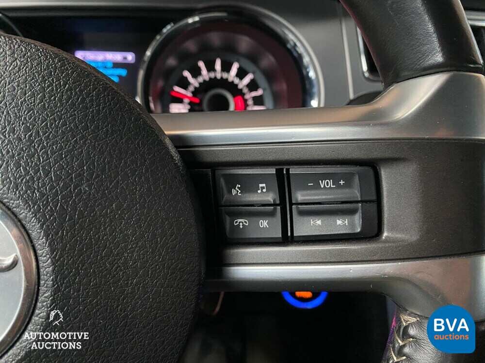 Ford Mustang GT 416 PS 2013.