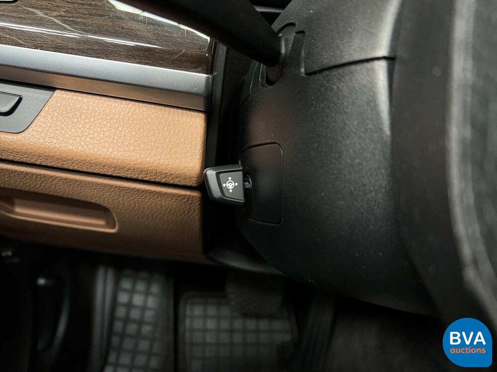 BMW 750i High Executive F04 4.4 V8 7er Serie 407 PS 2009.