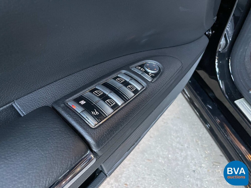 Mercedes-Benz S500 AMG V8 S-Klasse 387pk 2005 -YOUNGTIMER-.