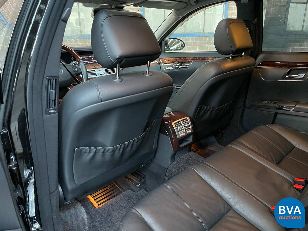 Mercedes-Benz S500 AMG V8 S-Klasse 387pk 2005 -YOUNGTIMER-.