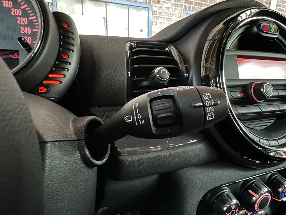 Mini Clubmann 1.5D 116 PS British Racing Green Mini Cooper 2016.