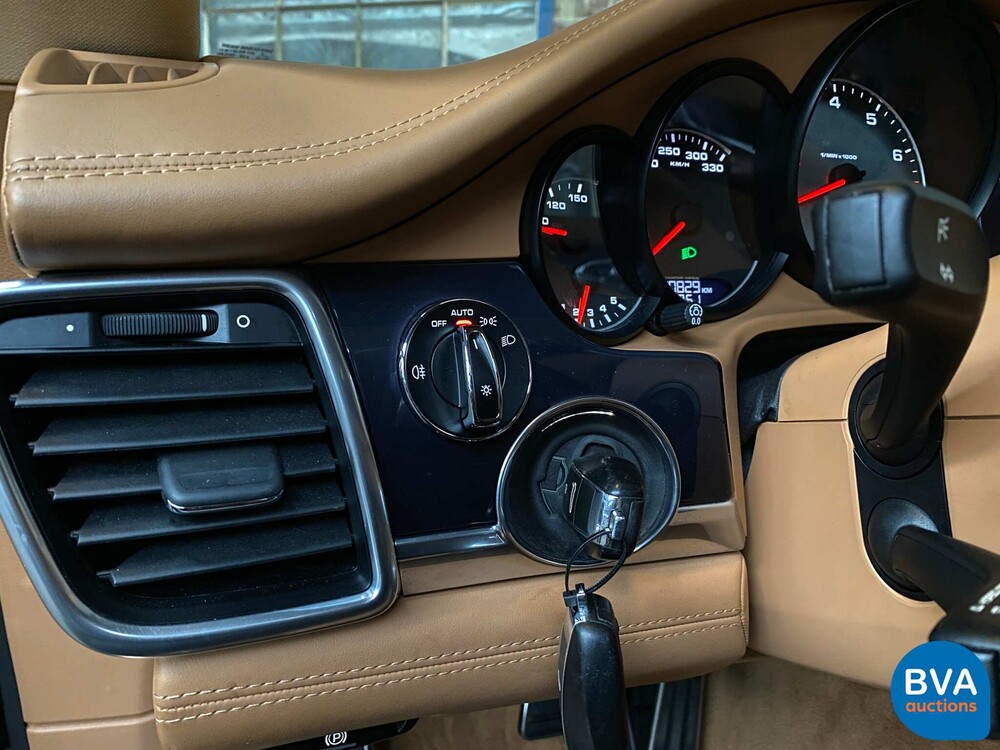 Porsche Panamera 4S 3.0 V6 420 PS 2014, J-540-NJ.