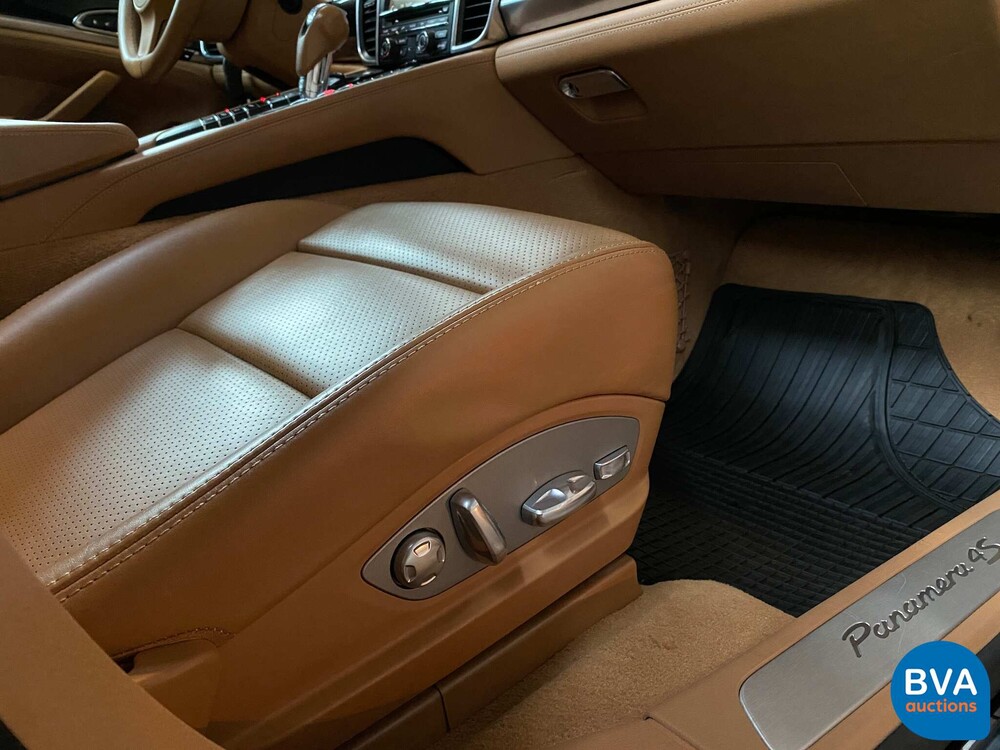 Porsche Panamera 4S 3.0 V6 420 PS 2014, J-540-NJ.