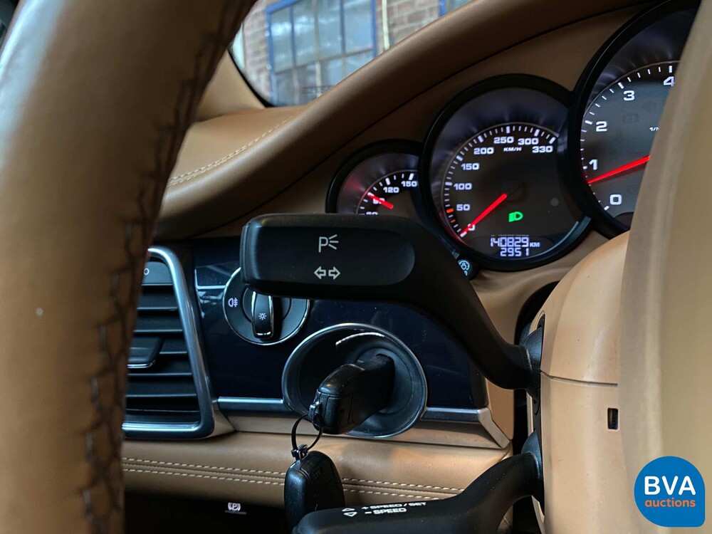 Porsche Panamera 4S 3.0 V6 420 PS 2014, J-540-NJ.