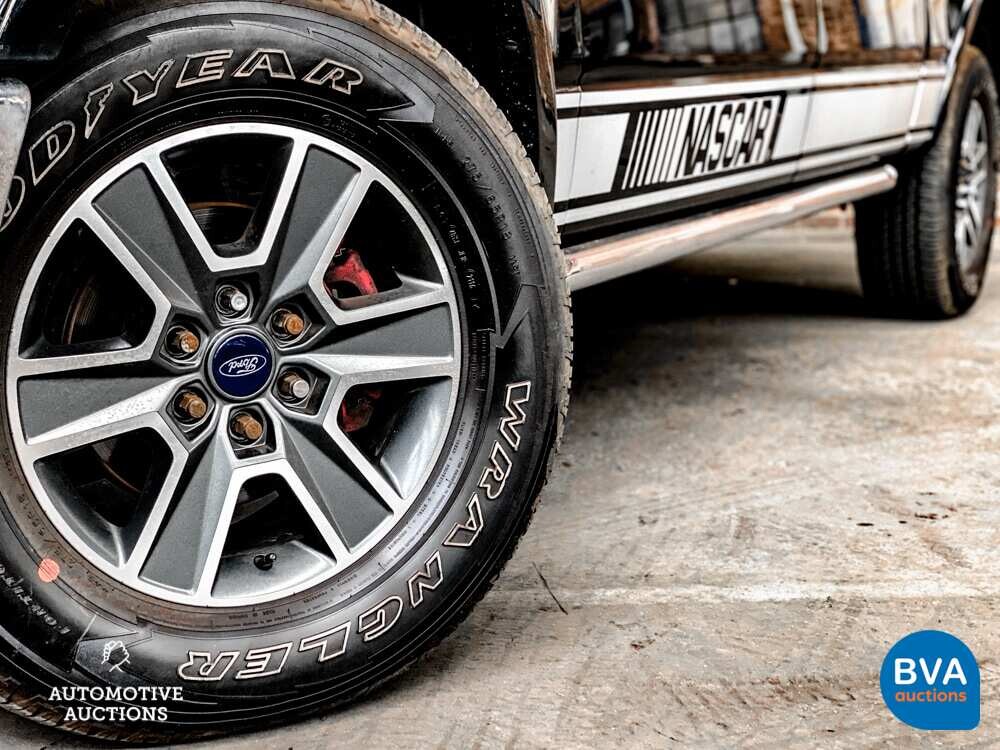 Ford F150 F-Serie LARIAT 305pk 2005 Pick-UP, VGT-55-F.