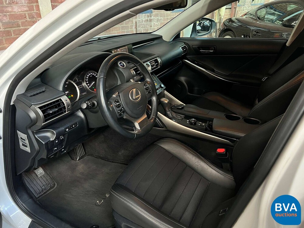 Lexus IS 300h Business Line Pro 181 PS 2014, GJ-921-D.