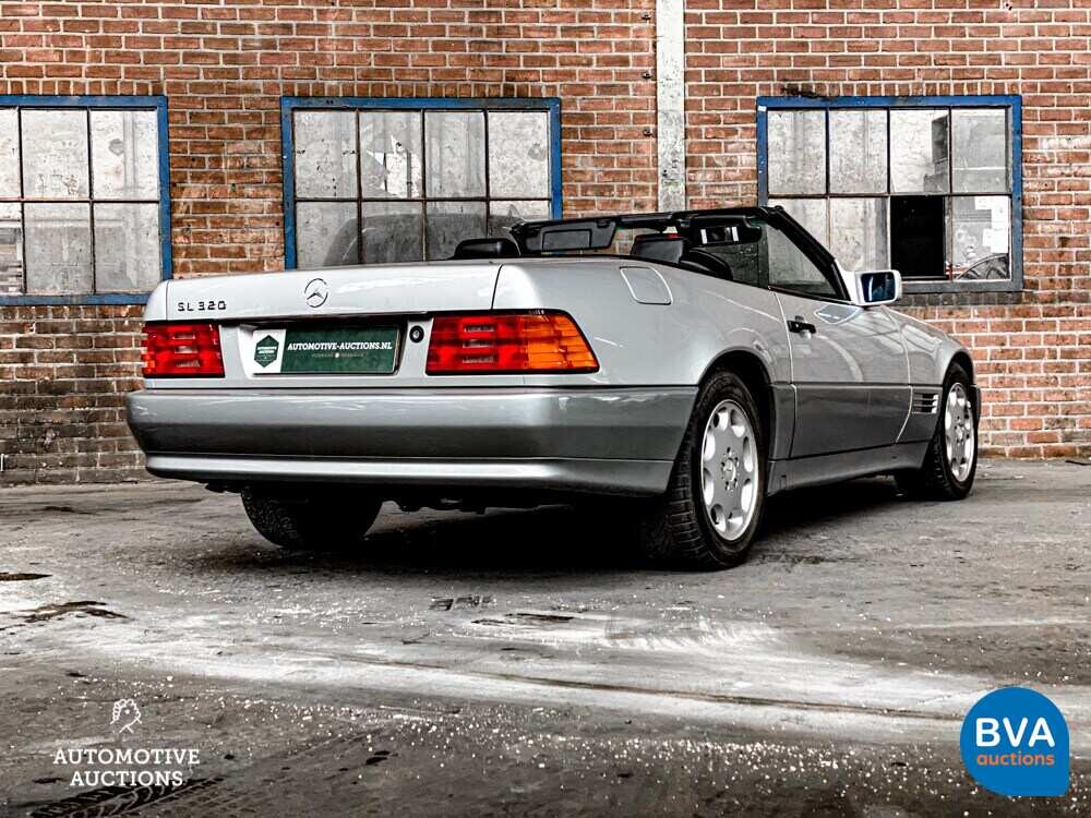Mercedes-Benz 300SL-24 SL-Klasse 231PS 1993, GF-ST-10.