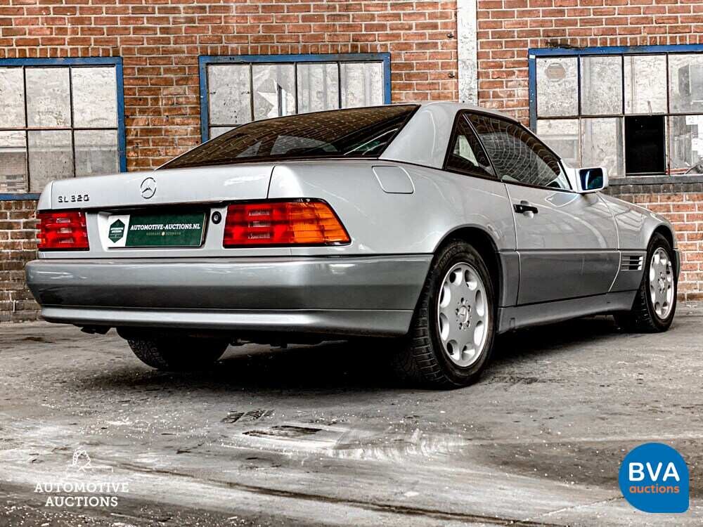 Mercedes-Benz 300SL-24 SL-Klasse 231PS 1993, GF-ST-10.