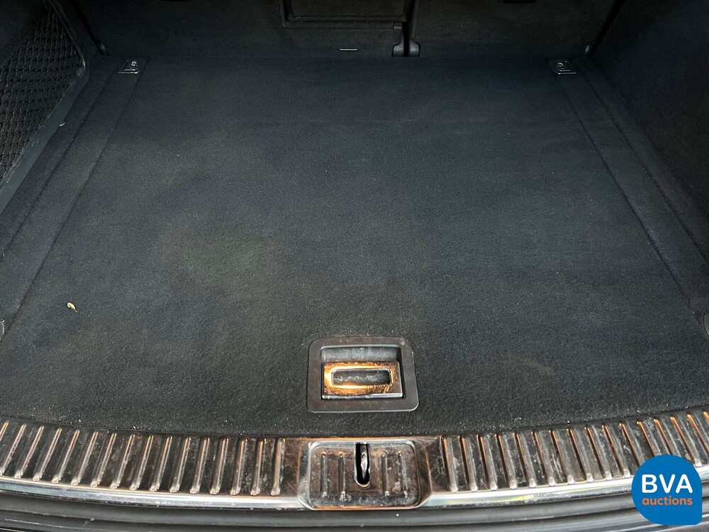 Porsche Cayenne 4.8 Turbo 500 PS 2012, 71-ZVF-9.