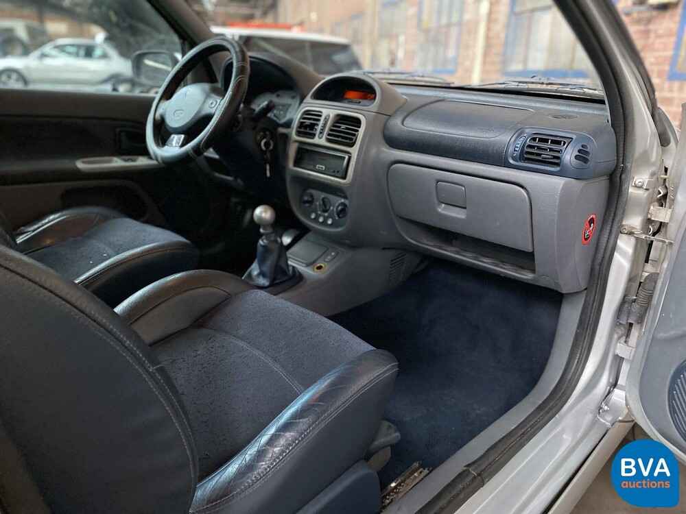 Renault Clio RS2.0 169PS 2000 -Org. NL-, 33-GB-HS.