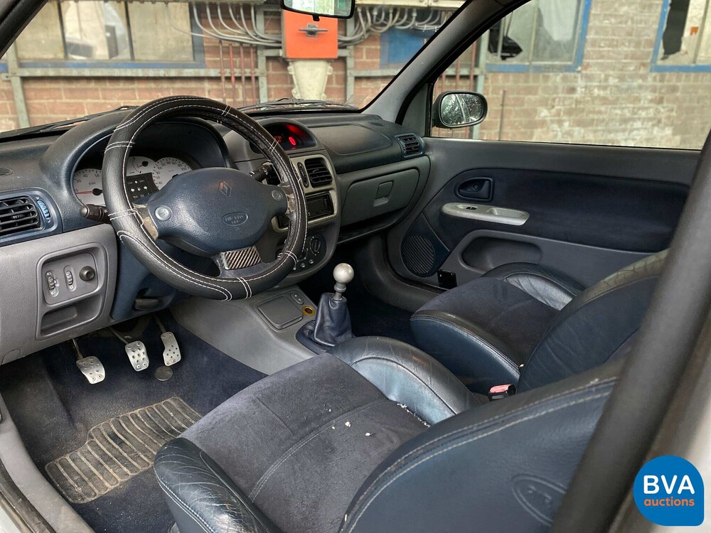 Renault Clio RS2.0 169PS 2000 -Org. NL-, 33-GB-HS.