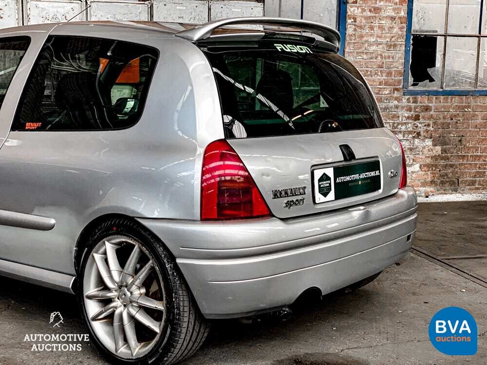 Renault Clio RS2.0 169PS 2000 -Org. NL-, 33-GB-HS.