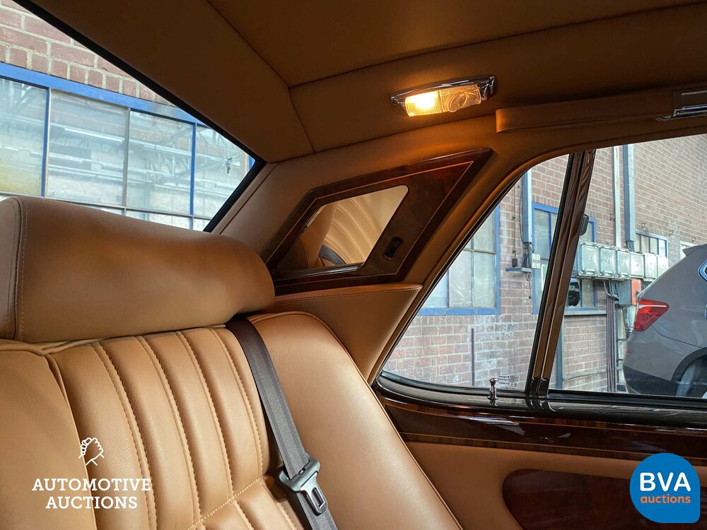 Rolls Royce Silver Dawn 6.8 V8 -25.000km! - 1996.