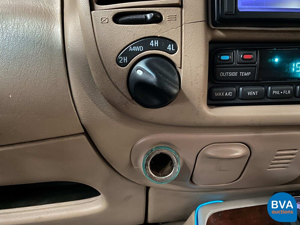 Lincoln Navigator 5.4 V8 230pk 1999, 37-DT-TF