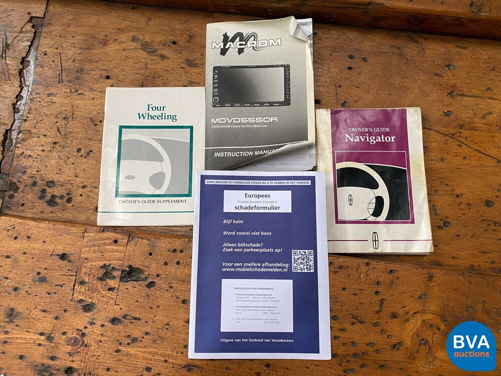 Lincoln Navigator 5.4 V8 230pk 1999, 37-DT-TF