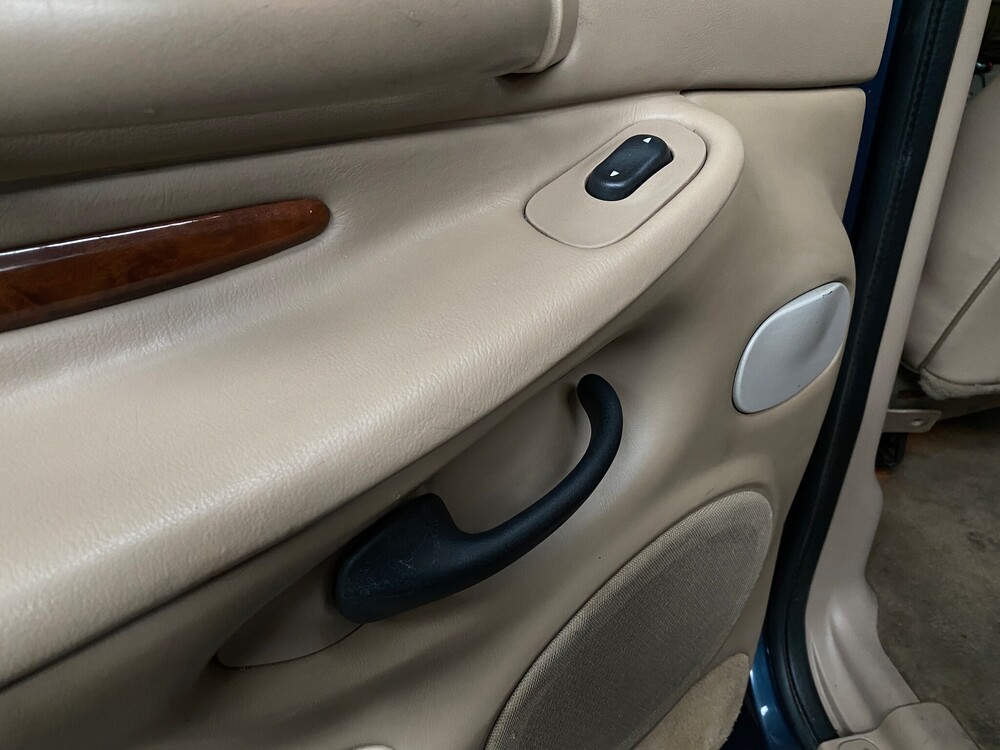 Lincoln Navigator 5.4 V8 230pk 1999, 37-DT-TF