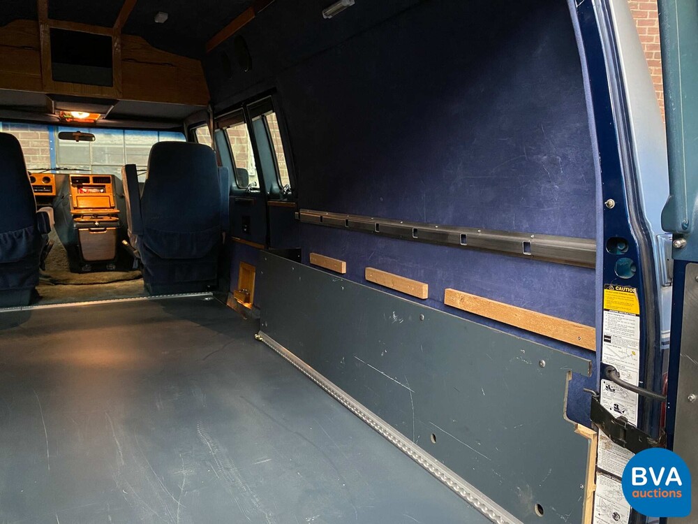 Chevrolet Chevy Van Globemaster 6.5 G20 148hp 1995 -Org. NL-, VF-HJ-45.