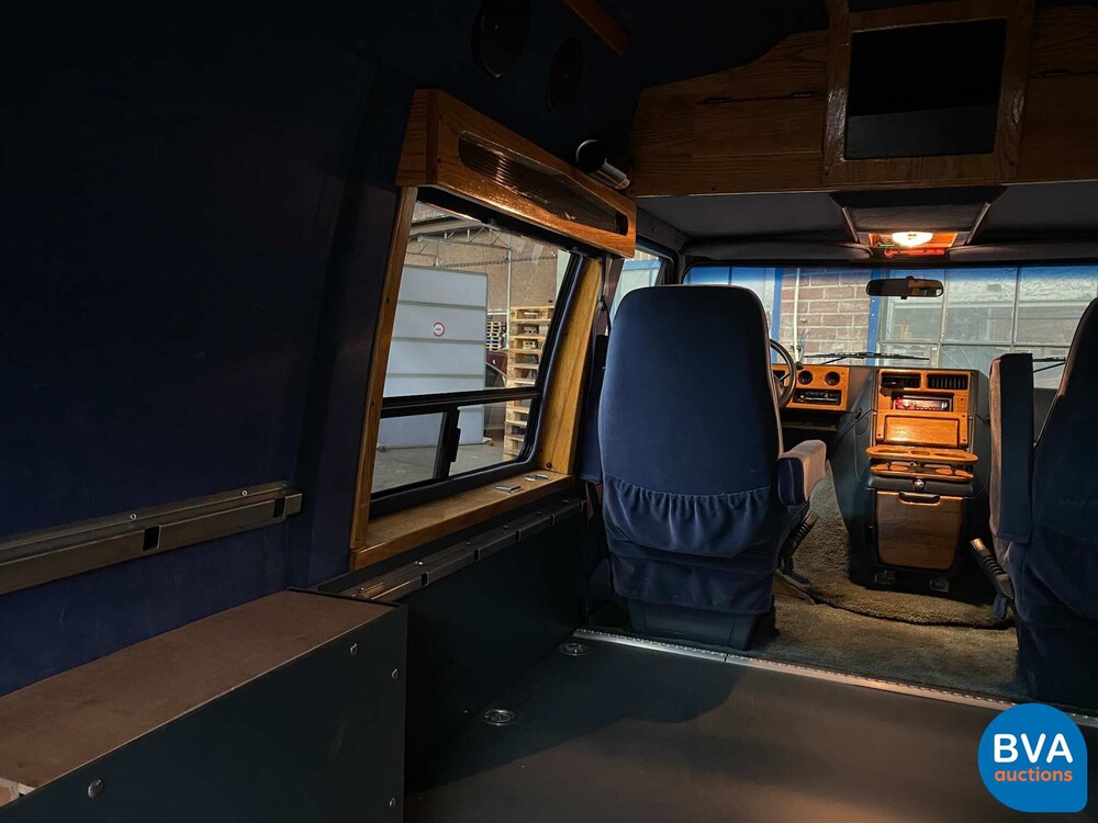 Chevrolet Chevy Van Globemaster 6.5 G20 148hp 1995 -Org. NL-, VF-HJ-45.