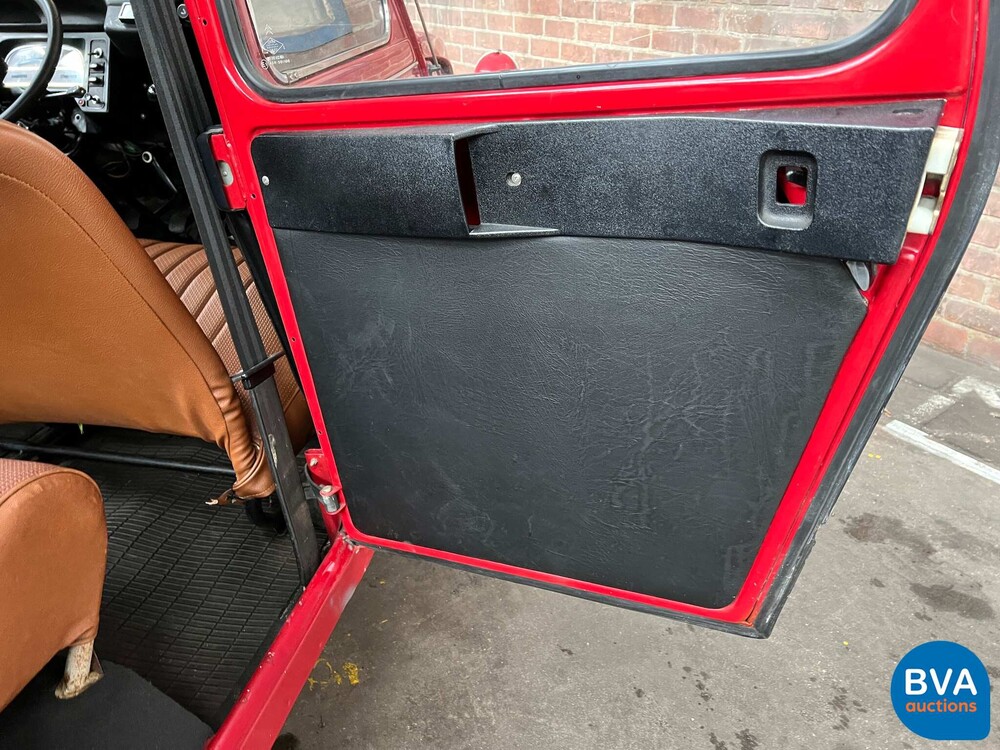 Citroen 2CV 0.6 Special S6 Duck 1986, PZ-14-KX.