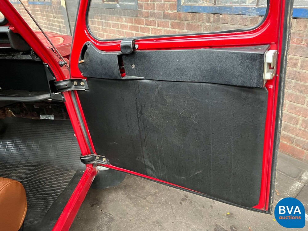 Citroen 2CV 0.6 Special S6 Duck 1986, PZ-14-KX.