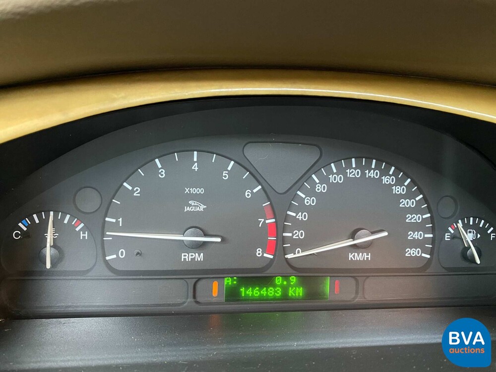 Jaguar S type 3.0 V6 Executive 238hp 2001, 40-GK-XL.