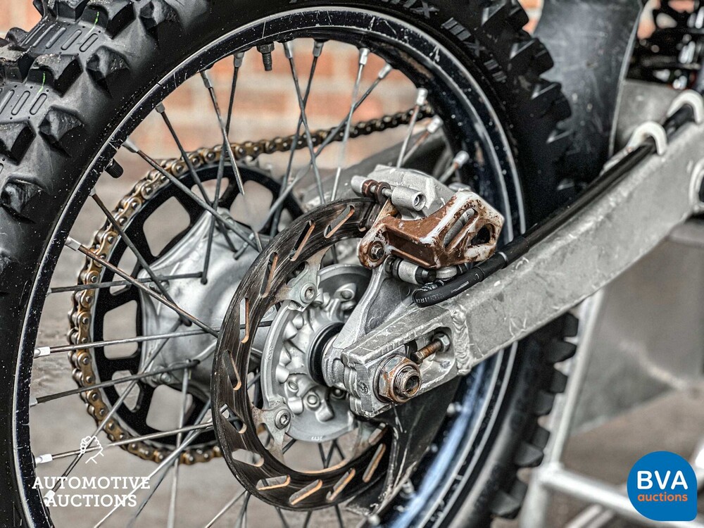 Kawasaki kx 125cc 2008.