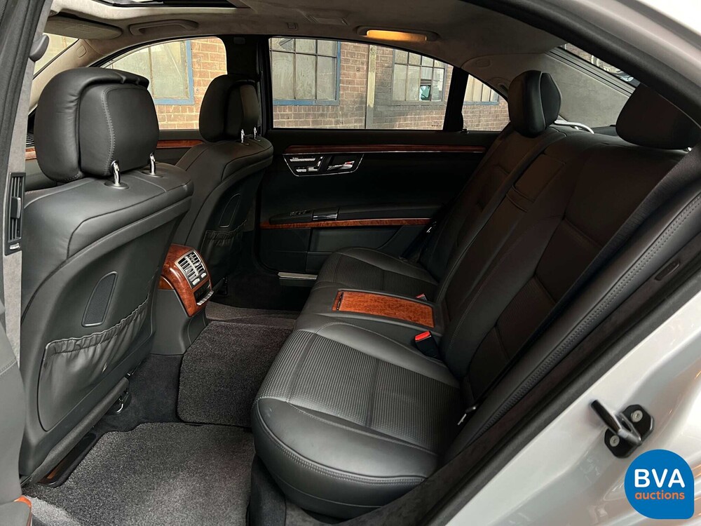 Mercedes Benz S65 AMG Lang 6.0 V12 M275 BiTurbo 612pk 2007 -YOUNGTIMER-.