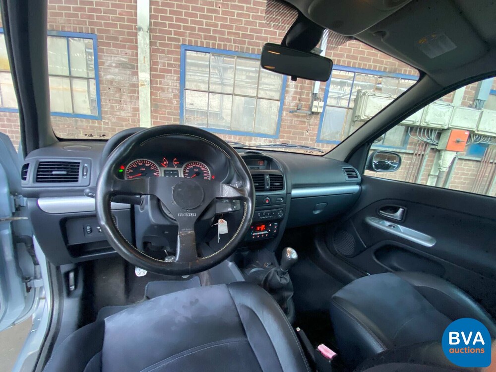Renault Clio Sport RS 2.0 172hp 2005 -YOUNGTIMER-.