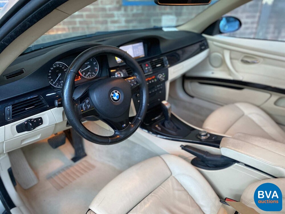 BMW 320i Coupe 163hp 3-Series 2007.