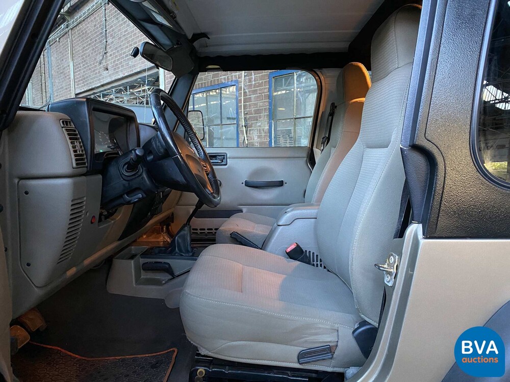 Jeep Wrangler 4.0 Hardtop 177hp 2006, R-922-JB.