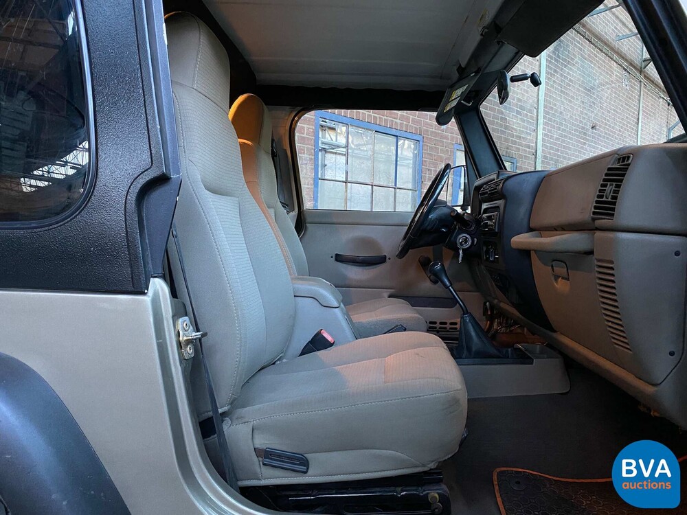 Jeep Wrangler 4.0 Hardtop 177hp 2006, R-922-JB.