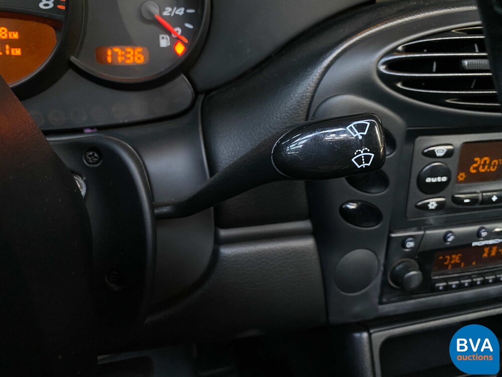 Porsche Boxster 986 2.7 220hp 2001 Convertible.