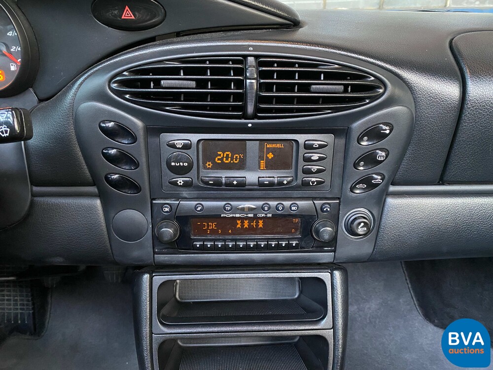 Porsche Boxster 986 2.7 220hp 2001 Convertible.