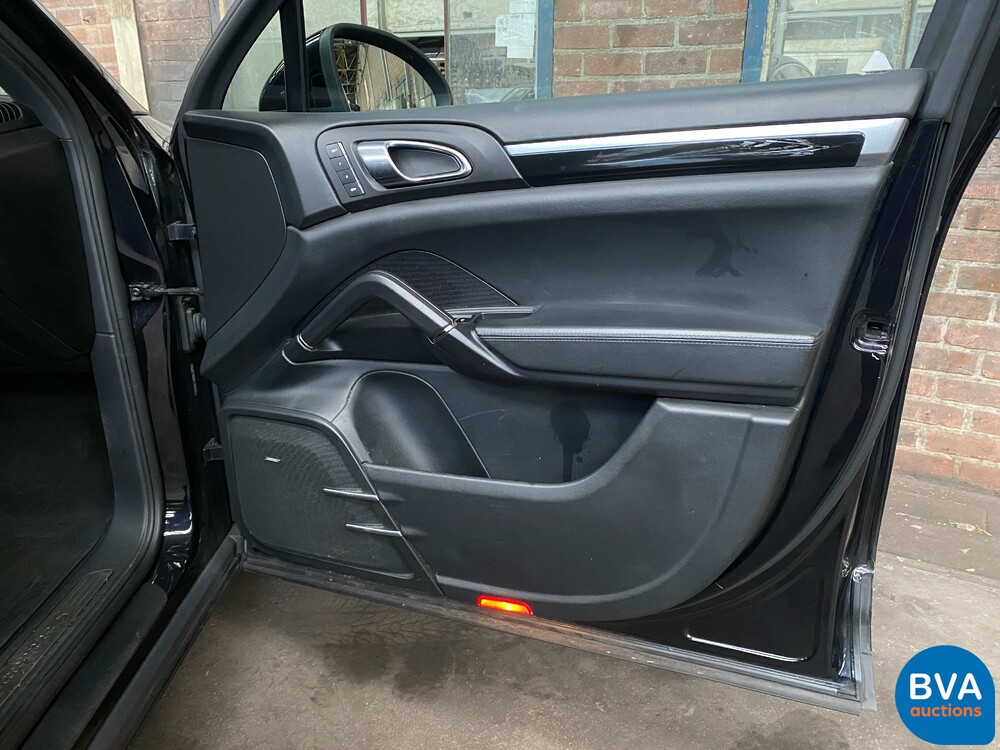 Porsche Cayenne S4.8 V8 400hp 2010, 39-RDR-4.