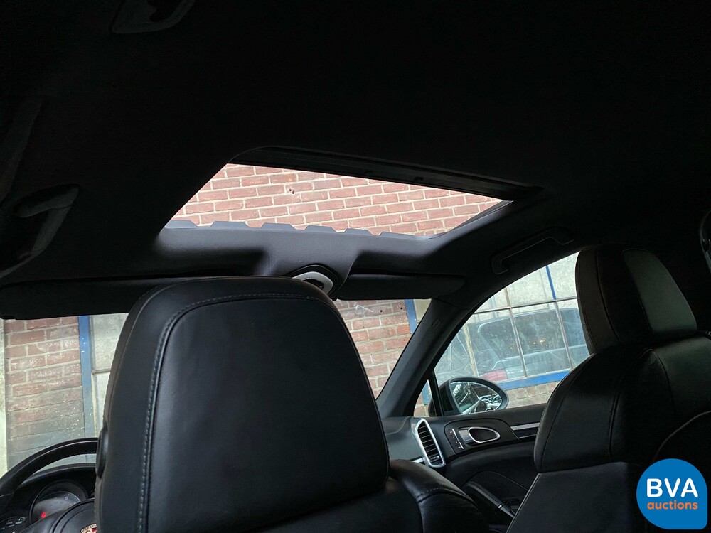 Porsche Cayenne S4.8 V8 400hp 2010, 39-RDR-4.