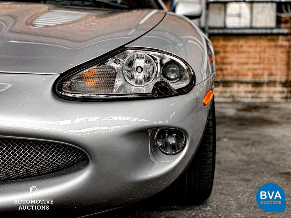 Jaguar XKR 4.0 V8 Convertible 294hp 2000, 41-JX-B2.