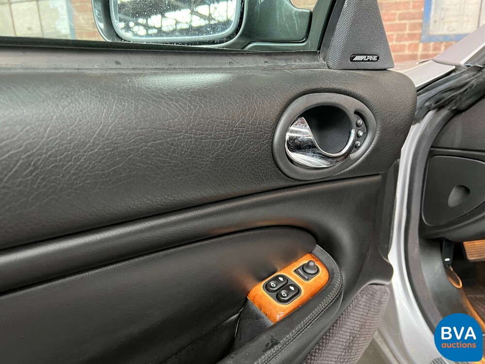 Jaguar XKR 4.0 V8 Convertible 294hp 2000, 41-JX-B2.