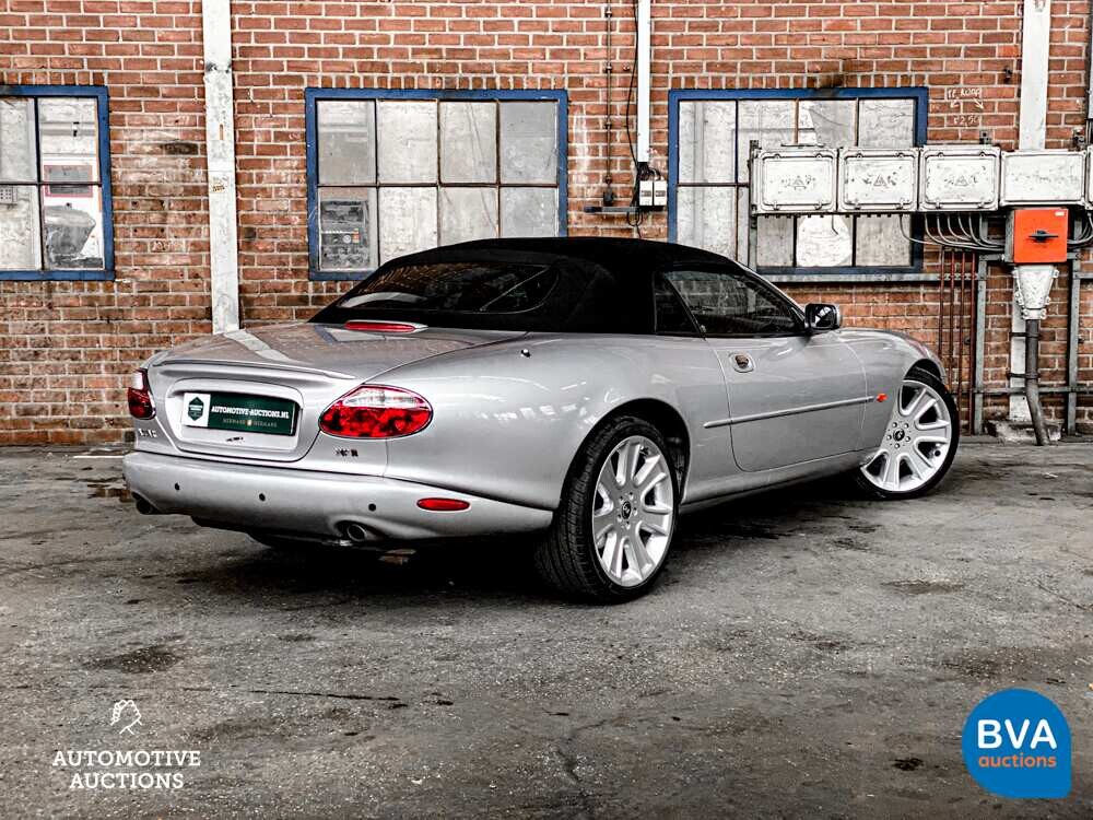 Jaguar XKR 4.0 V8 Convertible 294hp 2000, 41-JX-B2.