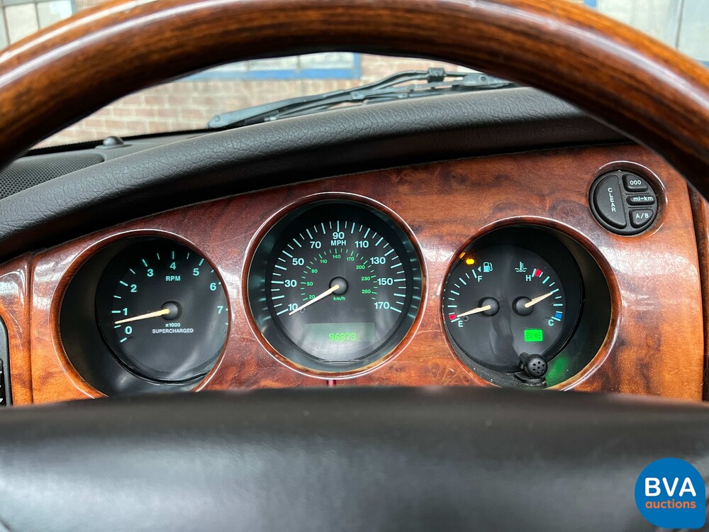 Jaguar XKR 4.0 V8 Convertible 294hp 2000, 41-JX-B2.