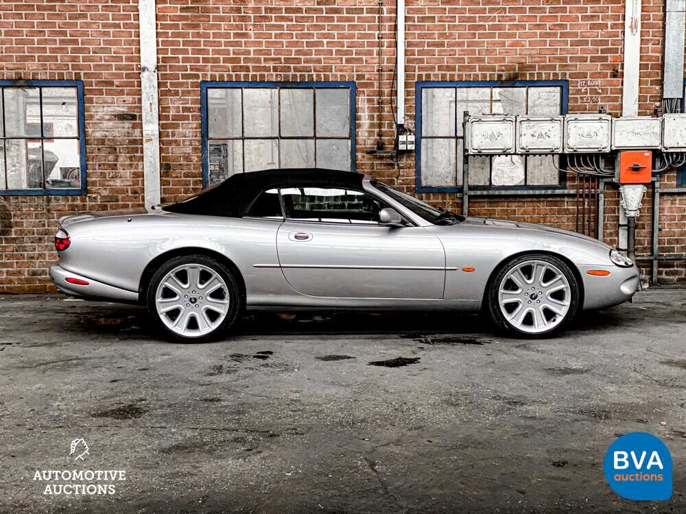Jaguar XKR 4.0 V8 Convertible 294hp 2000, 41-JX-B2.