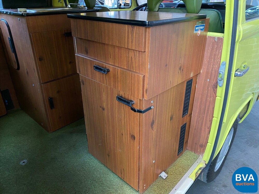 Volkswagen T2B Westfalia Camper 1974.