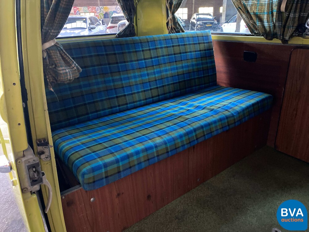Volkswagen T2B Westfalia Camper 1974.
