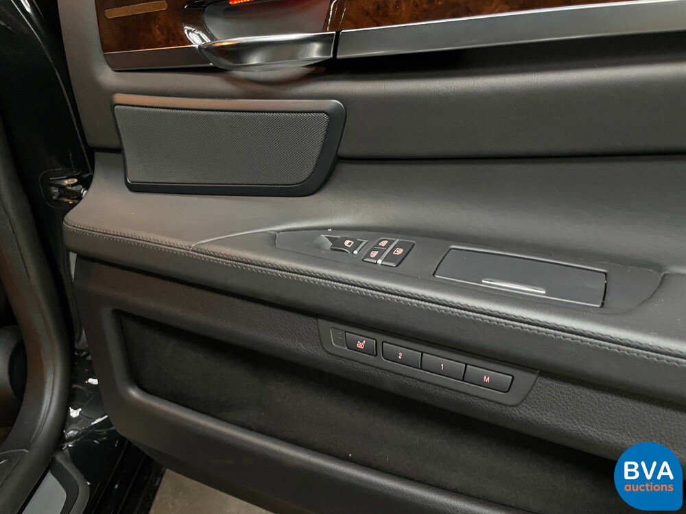 BMW 760Li F04 6.0 V12 Twin-Turbo 544 PS 2010 7er-Serie.