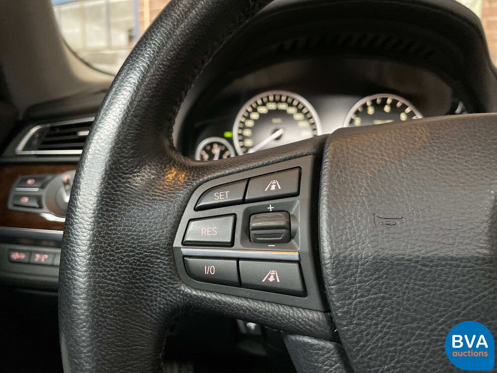 BMW 760Li F04 6.0 V12 Twin-Turbo 544 PS 2010 7er-Serie.