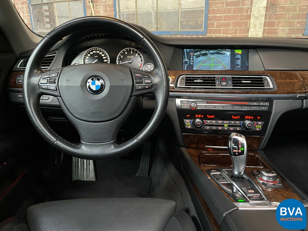 BMW 760Li F04 6.0 V12 Twin-Turbo 544 PS 2010 7er-Serie.