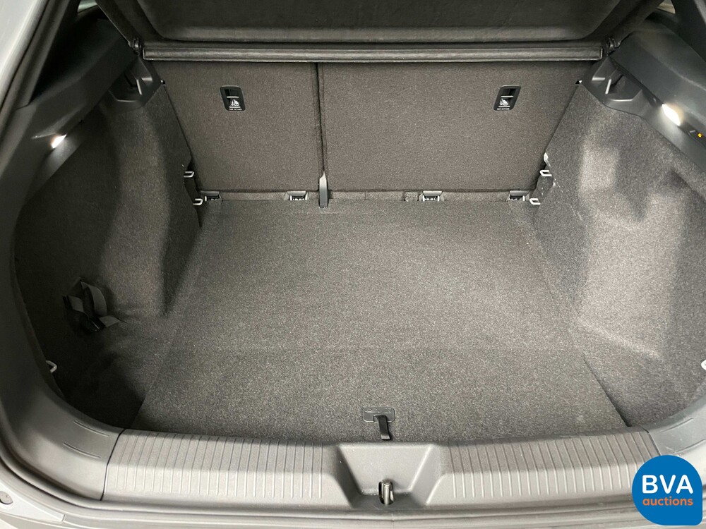 Volkswagen ID.4 Pro Performance 77kWh 204PS 2021 Herstellergarantie.